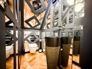 Photo 18- click for photo gallery